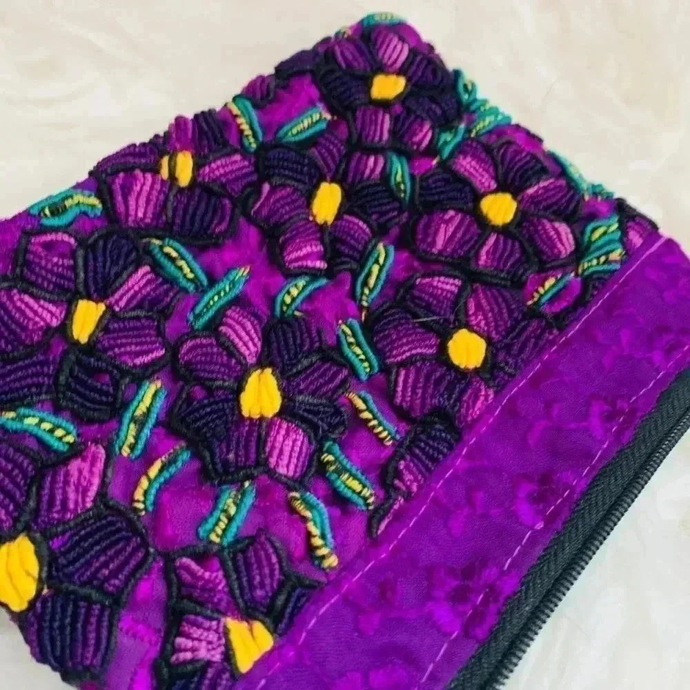 Huipil flower makeup bag